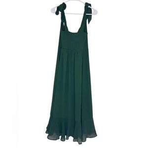 Lulu's Dark Green Maxi Dress Size Medium EUC